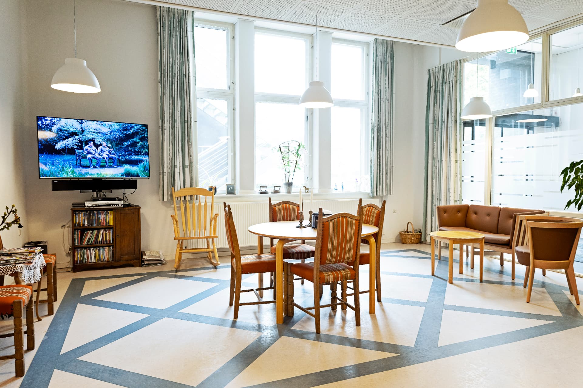 Fællesstuen før den nye indretning